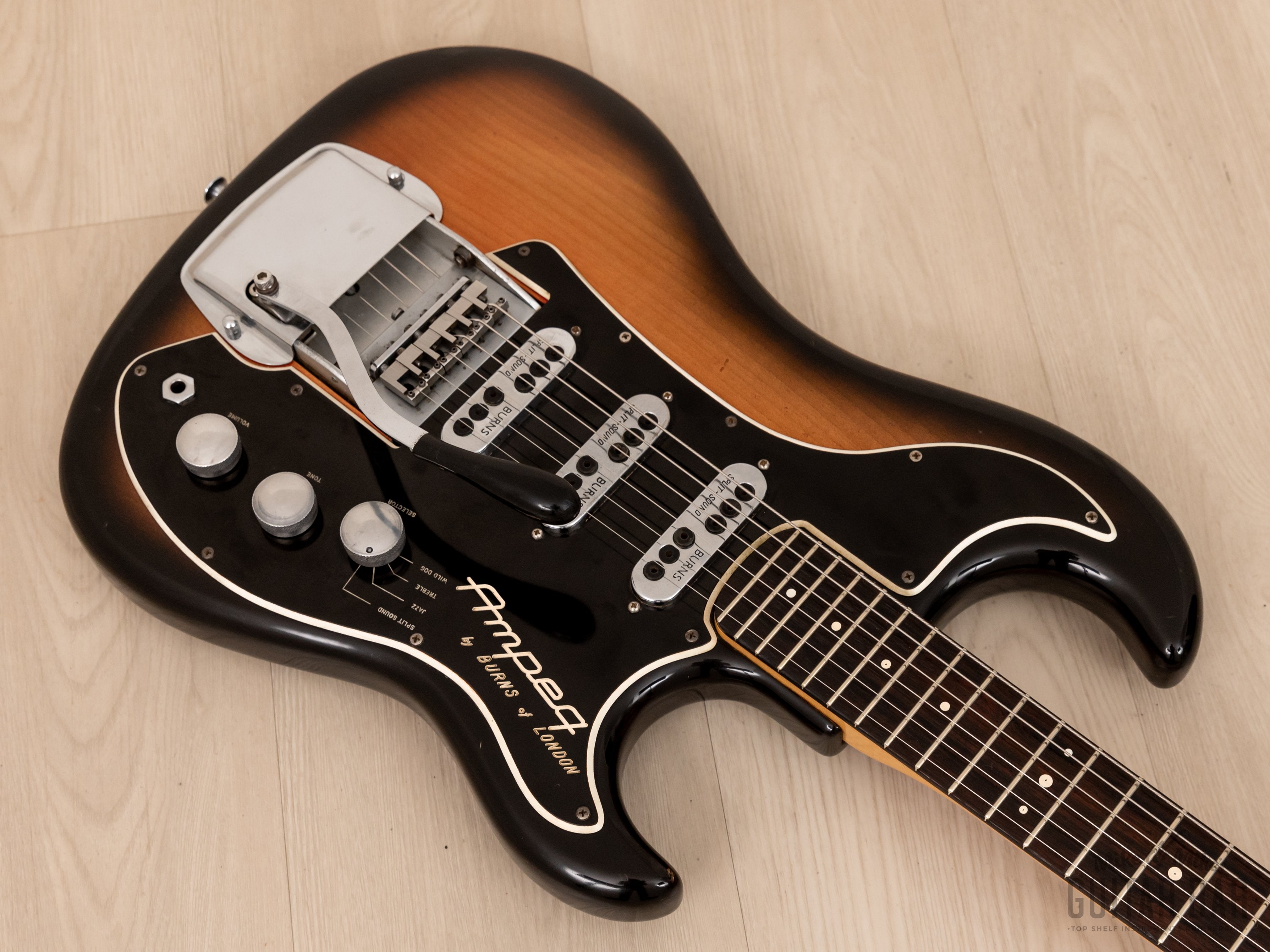 1960s Ampeg Burns Wild Dog Jazz Split Sound EG-1S Vintage Guitar Collector-Grade w/ Case, UK-Made