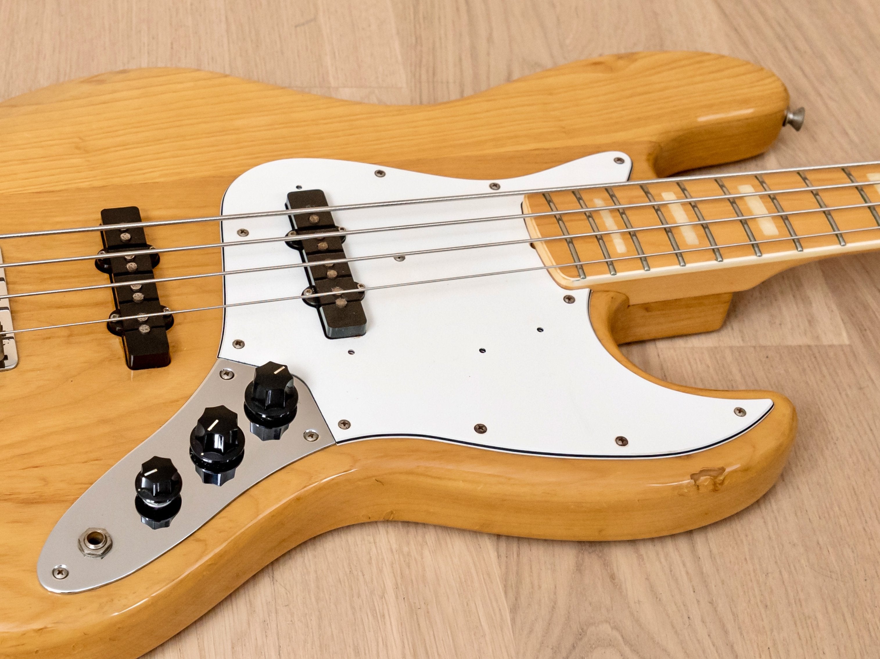 2002 Fender Jazz Bass '75 Vintage Reissue JB75-90US Natural w/ USA Pickups,  Japan CIJ