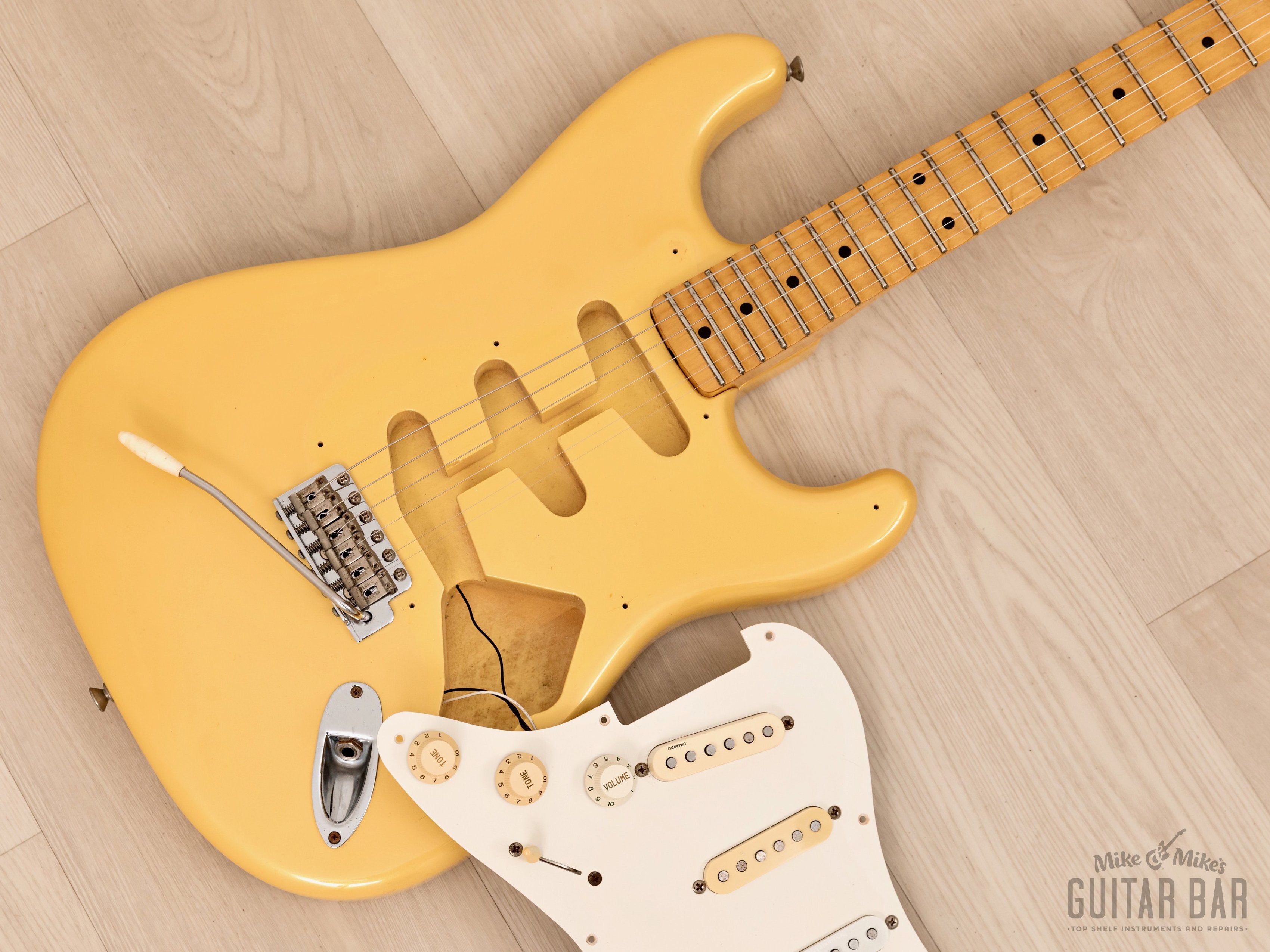 1995 Fender Custom Edition Yngwie Malmsteen Stratocaster ST57-140YM Pearl Yellow White, Japan MIJ