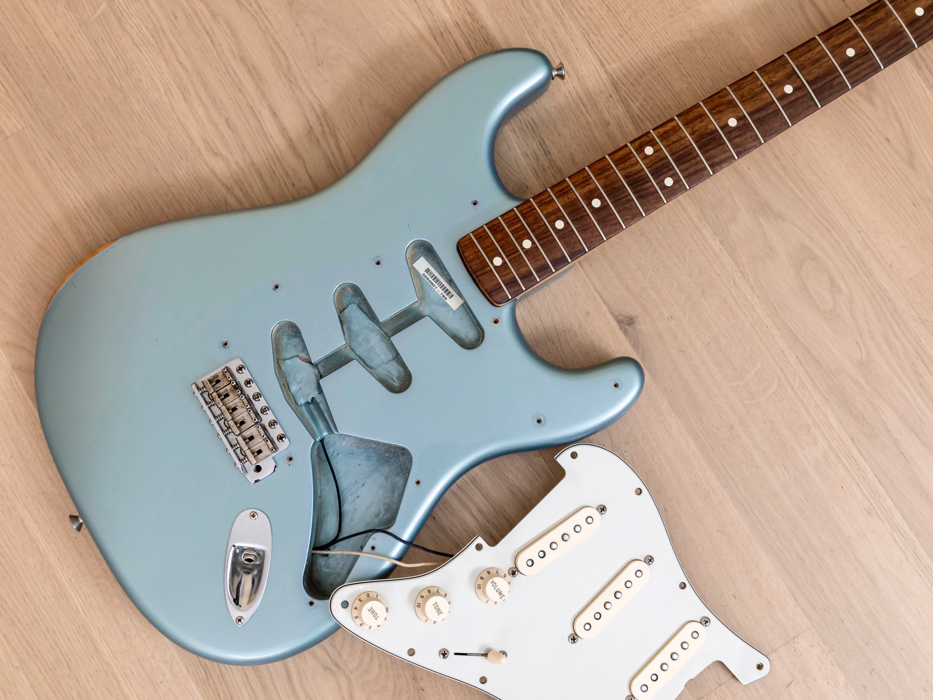 2001 Fender American Vintage '62 Stratocaster Ice Blue w/ Matching Headstock, 1 of 75 Mars Music w/ Case