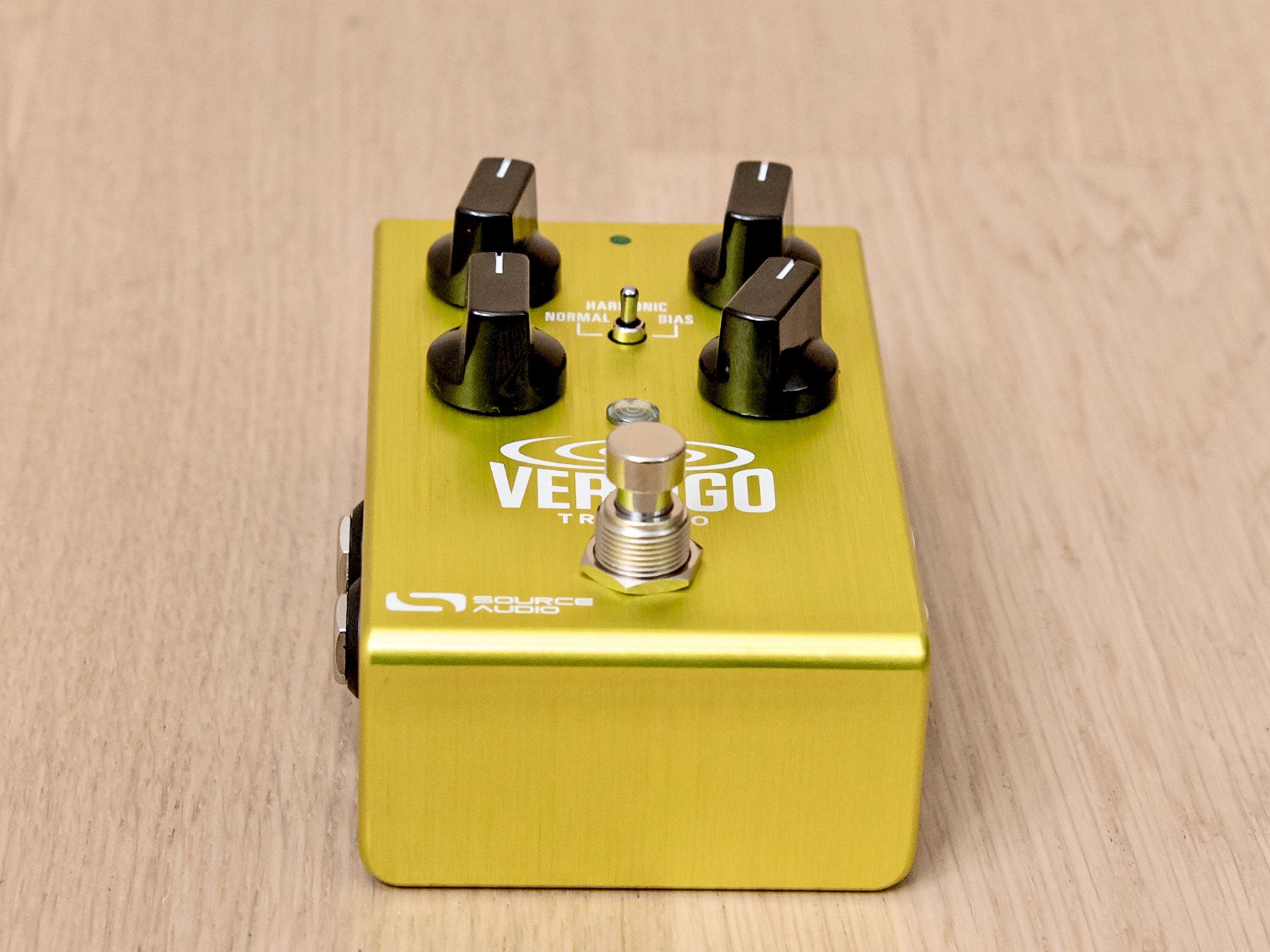 Source Audio Vertigo Tremolo Guitar Effects Pedal w/ Box, Power Supply