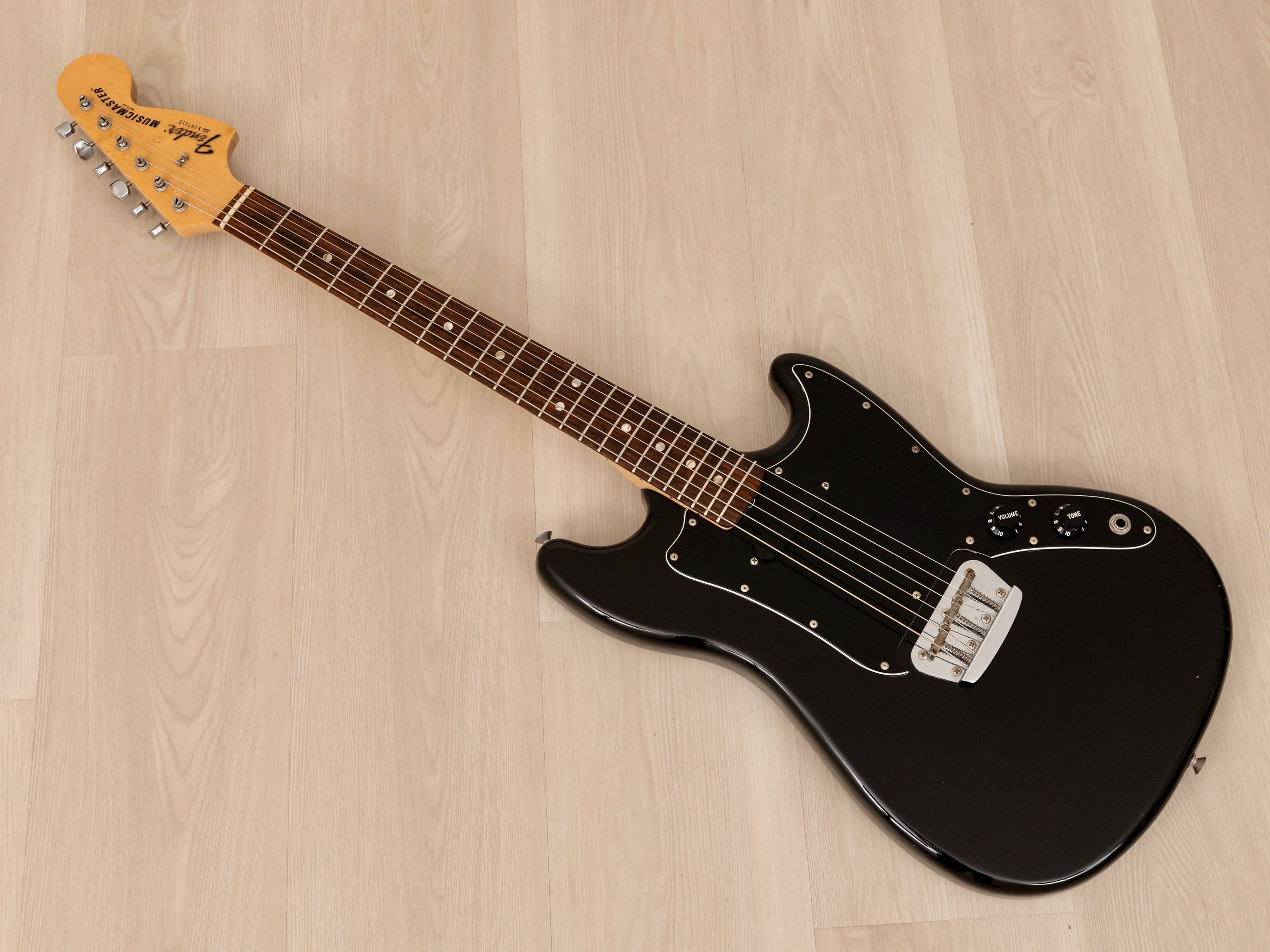 1978 Fender Musicmaster Vintage Offset Guitar Black, 100% Original w/ Hangtags, Case