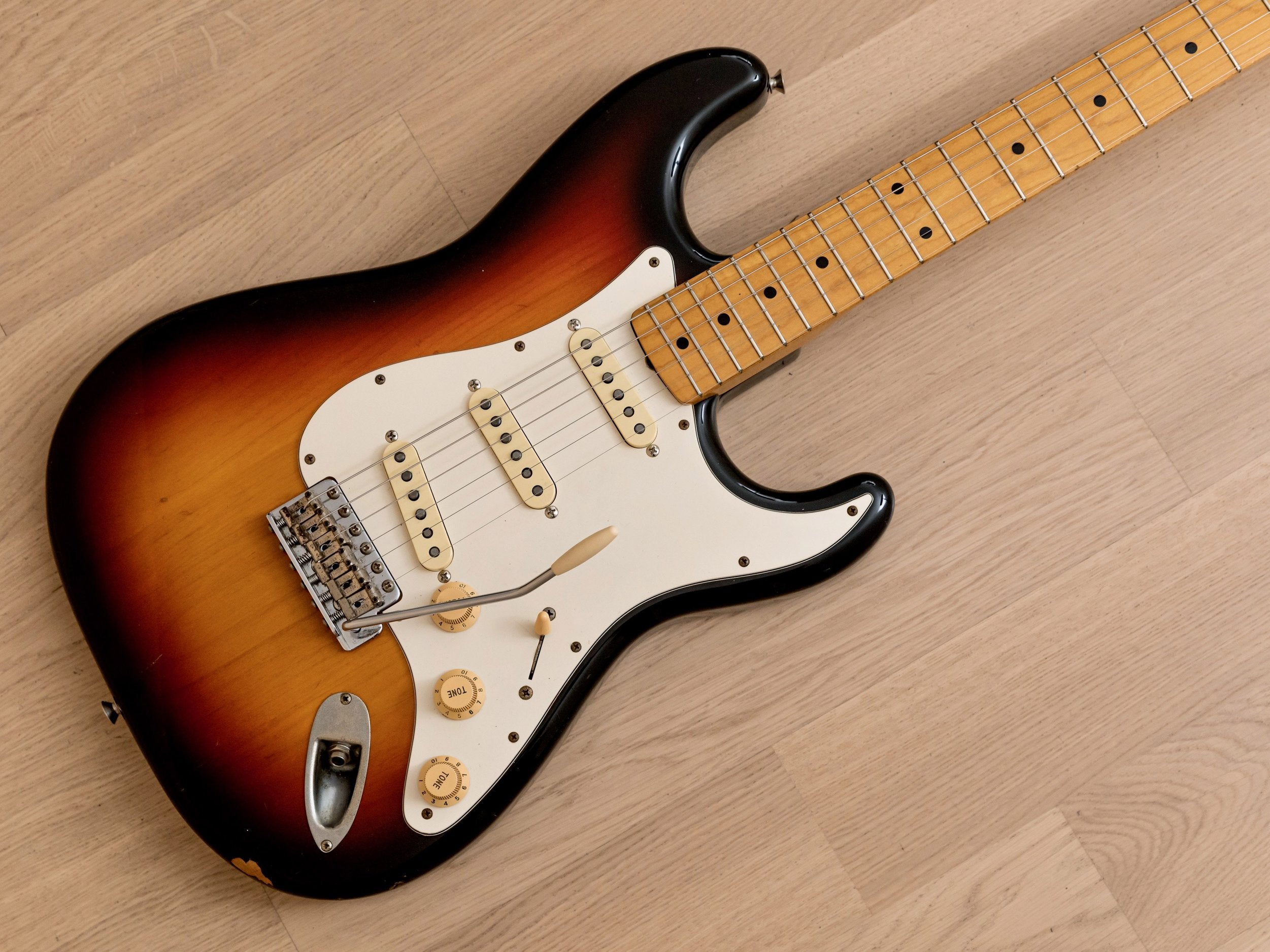 【得価正規店】Fender Japan Stratocaster ST-500VM フェンダージャパン ストラトキャスター シャンパンゴールド エレキギター 1989-1990年頃 ◎ 65D8B-1 フェンダー