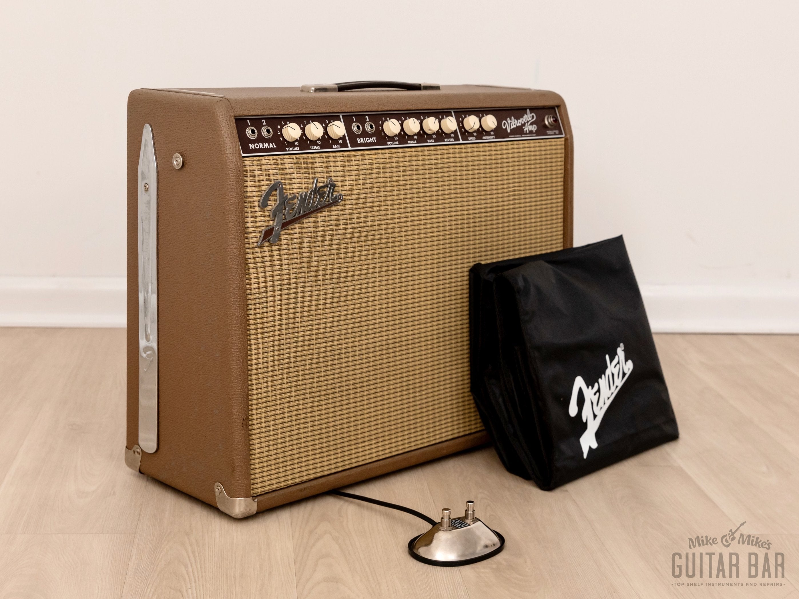 1992 Fender Vibroverb Brown Panel '63 Vintage Reissue Tube Amp 2x10 w/ Cover & Ftsw