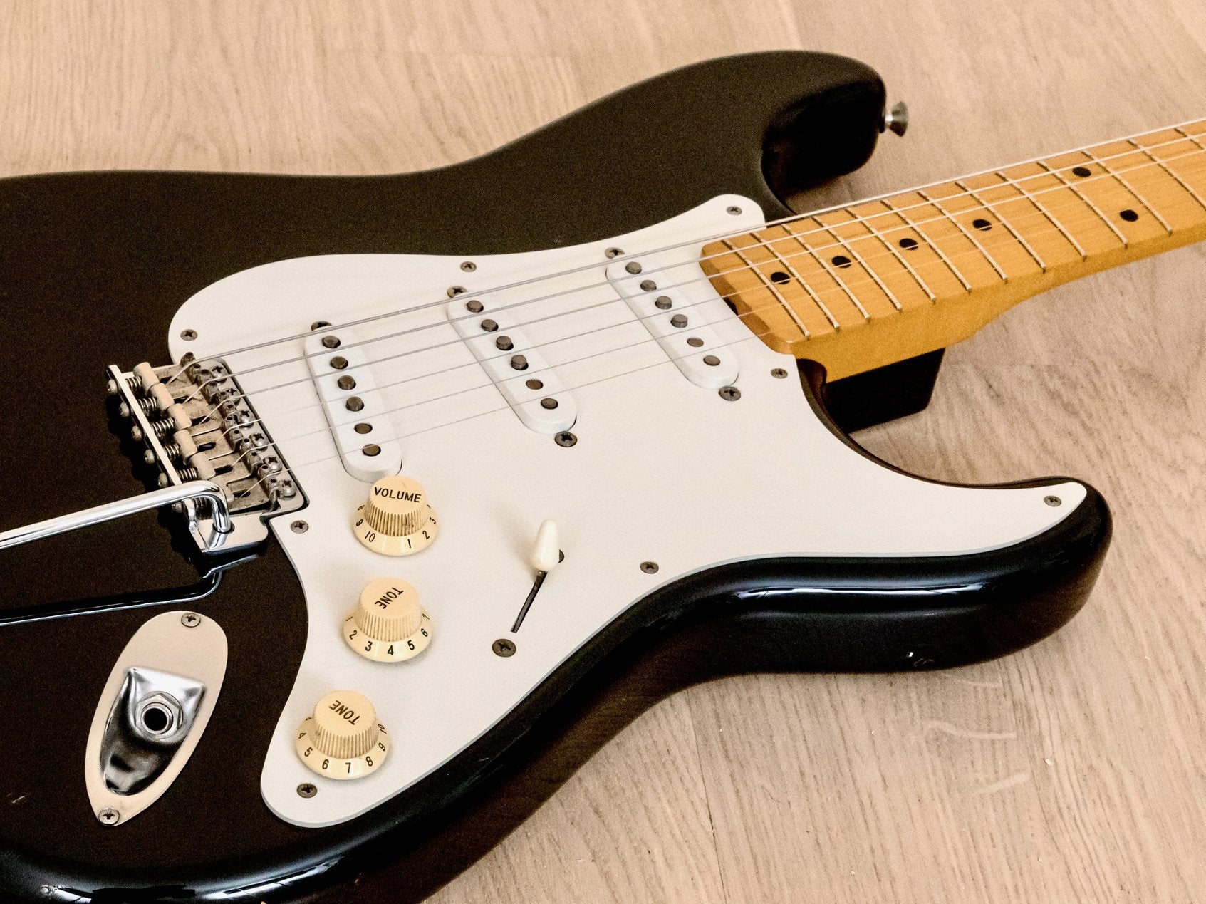 2004 Fender Stratocaster ‘57 Vintage Reissue ST57-58US Black w/ USA Pickups, Japan CIJ