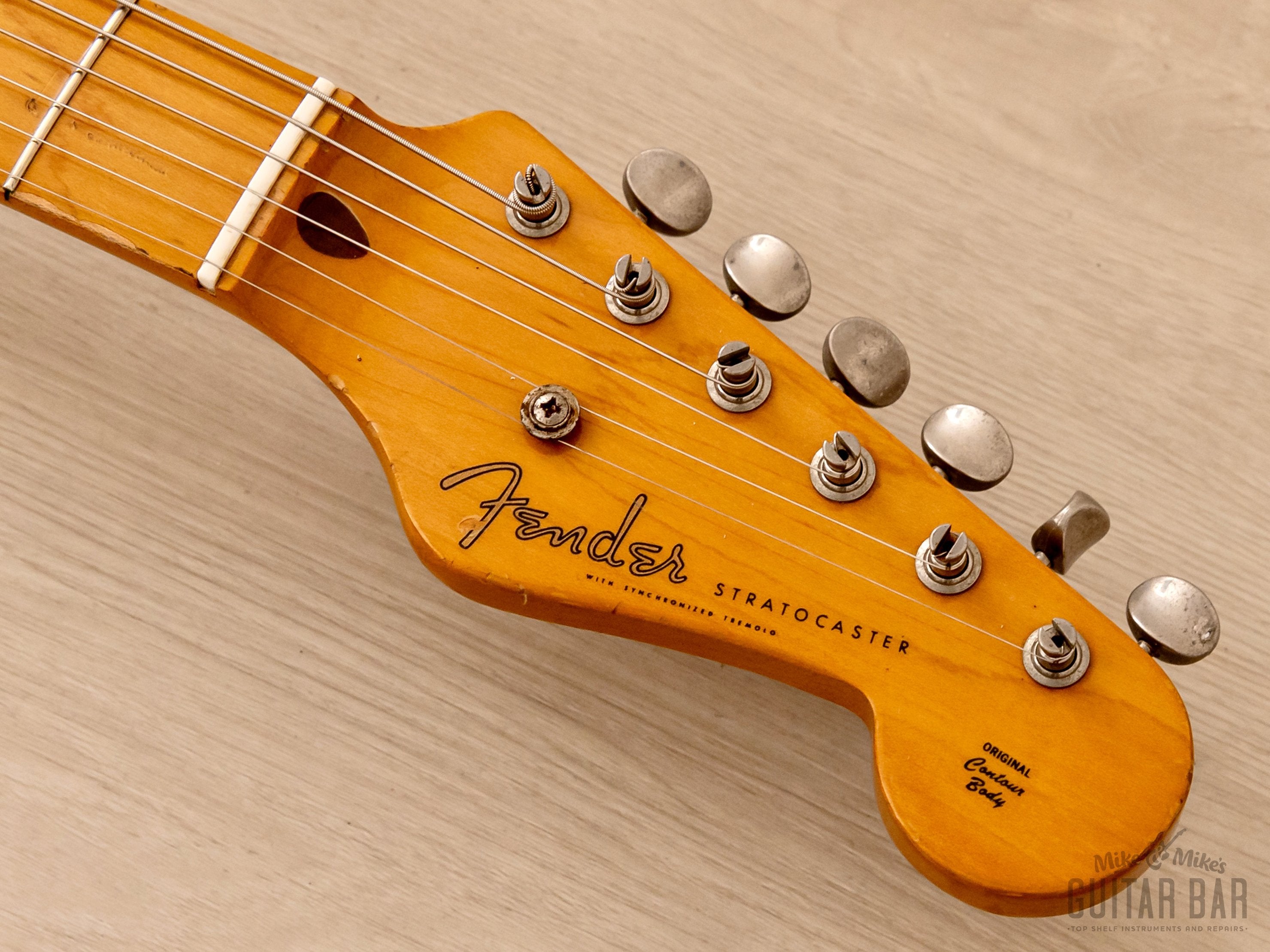 1993 Fender Custom Edition '54 Stratocaster ST54-75RV, USA Pickups, Lacquer  Finish & Tweed Case, Japan MIJ