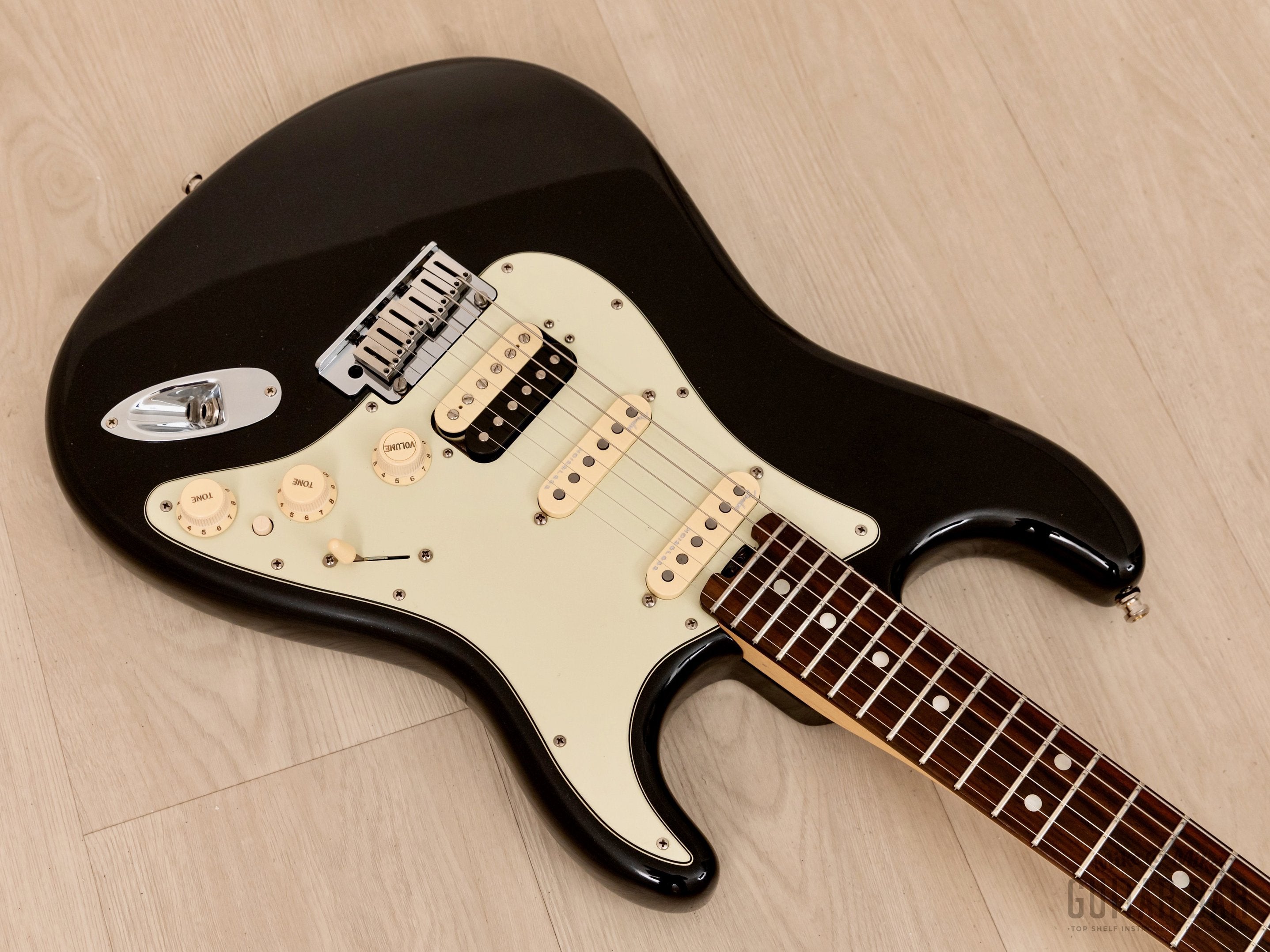 2016 Fender American Elite Stratocaster HSS Shawbucker Mystic Black w/ Case