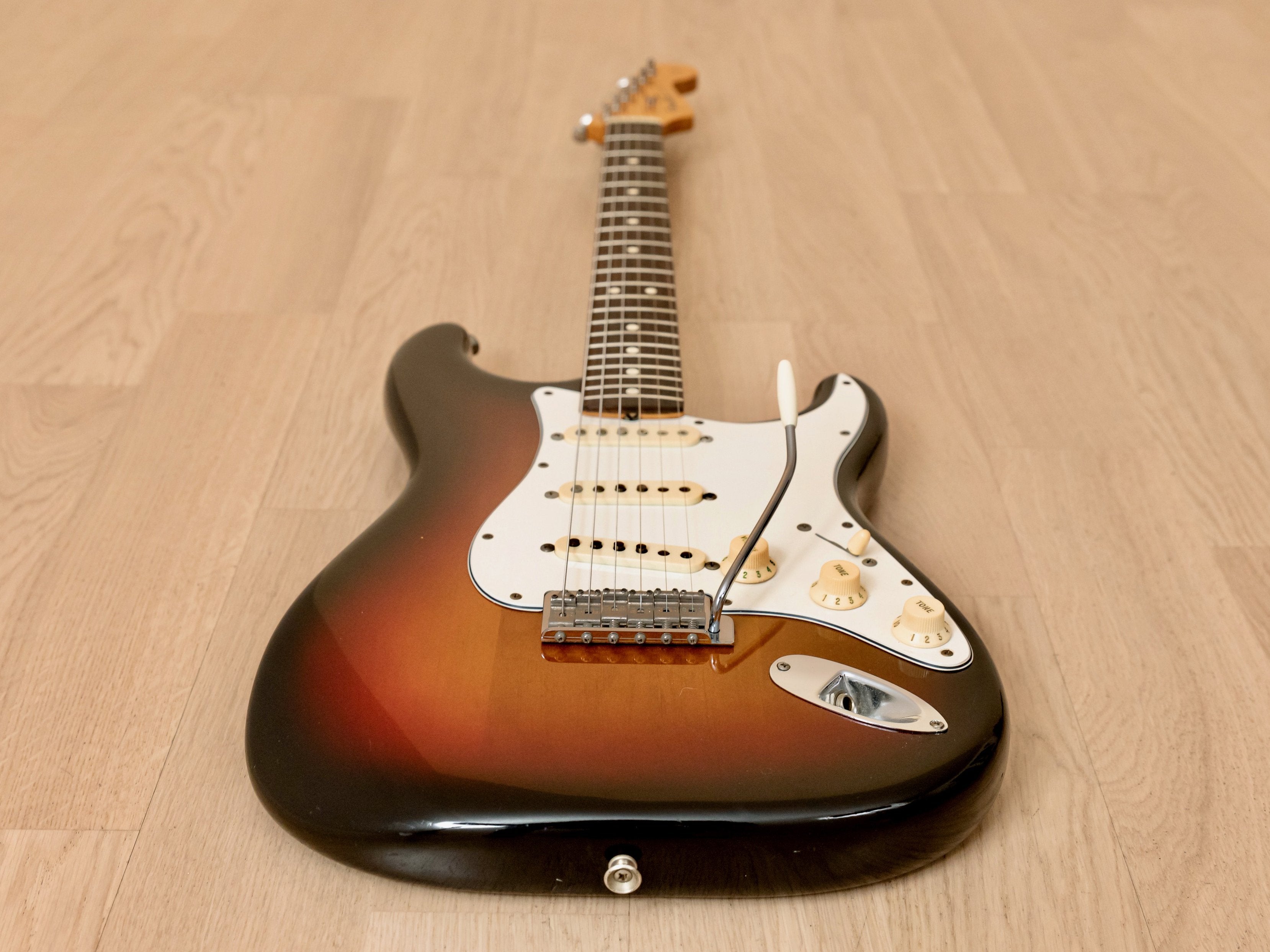 1982 Fender Fullerton American Vintage '62 Stratocaster 100% Original w/ Hangtags, Case
