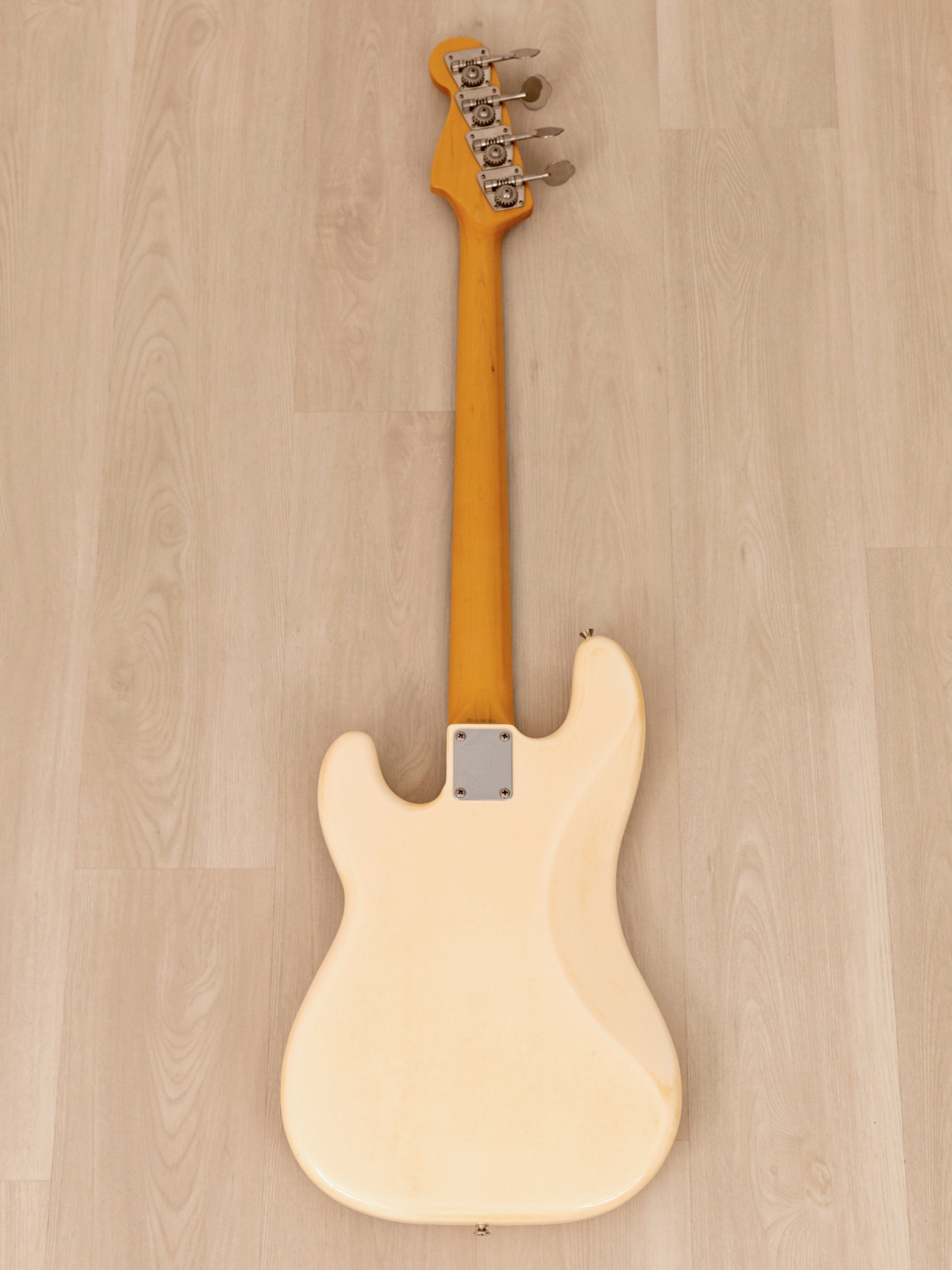 2004 Fender Precision Bass '70 Vintage Reissue PB70-70US Olympic White, Japan CIJ