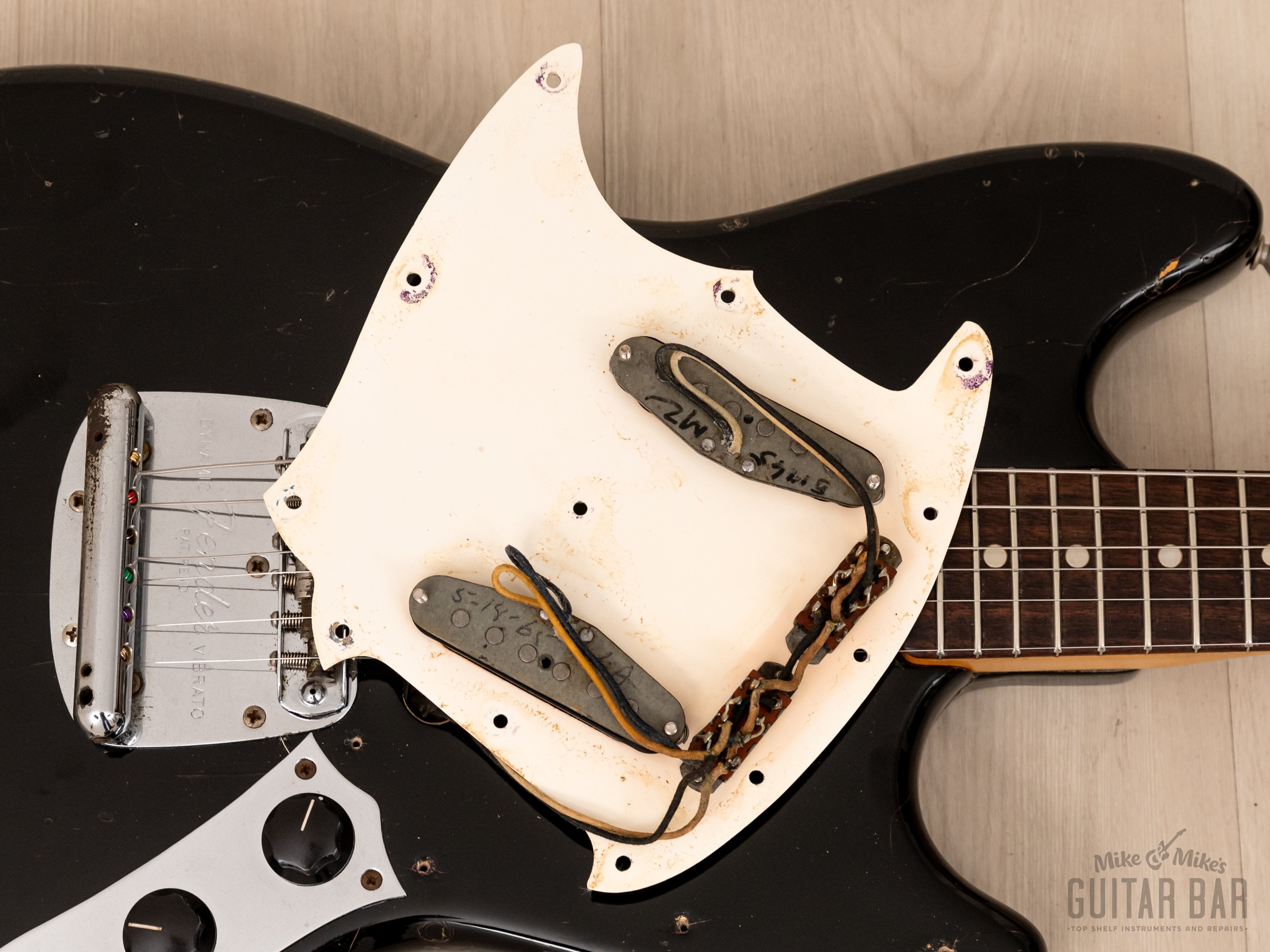 1965 Fender Mustang Vintage Offset Electric Guitar Black w/ Case