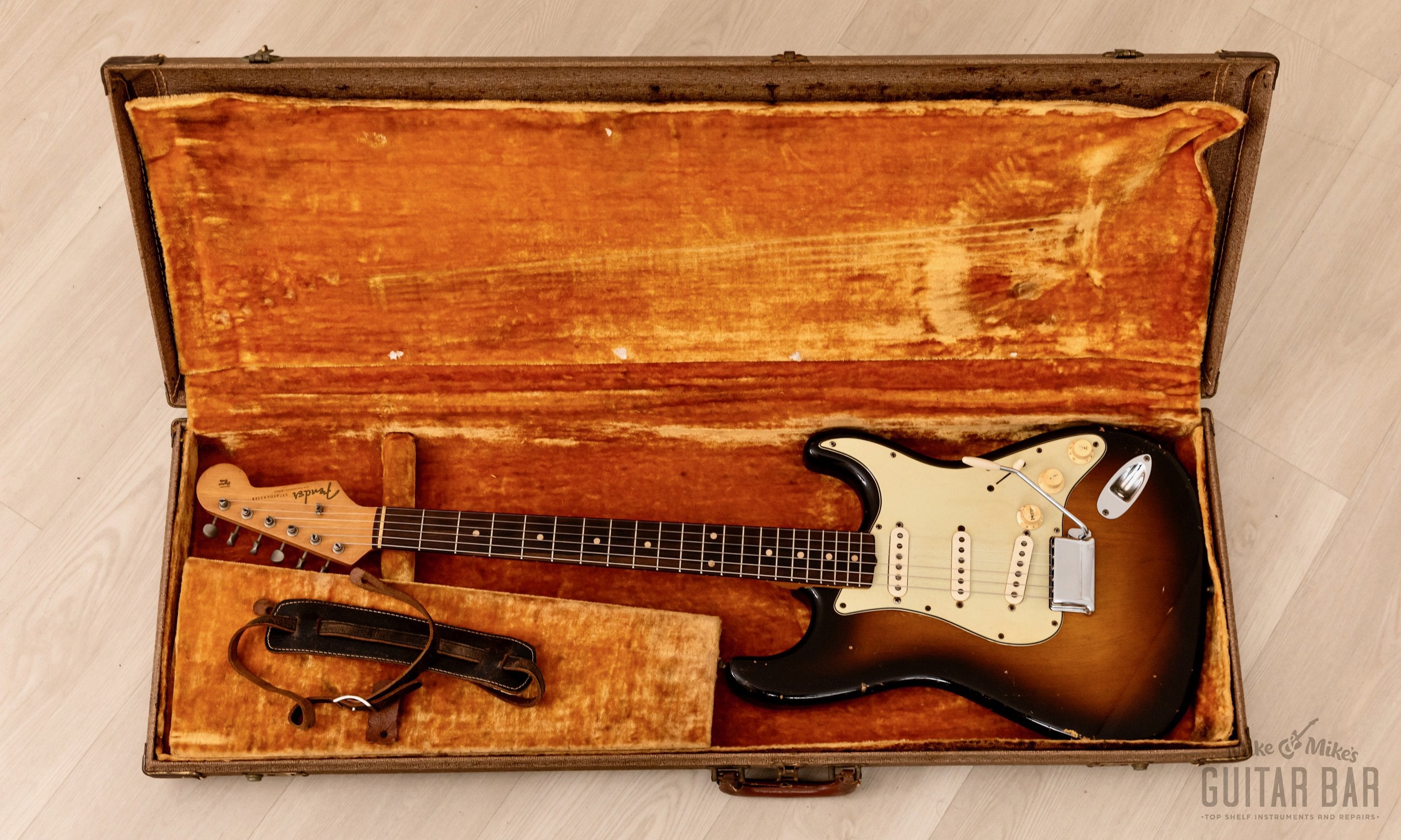 1960 Fender Stratocaster Vintage Guitar Slab Board Sunburst w/ Case