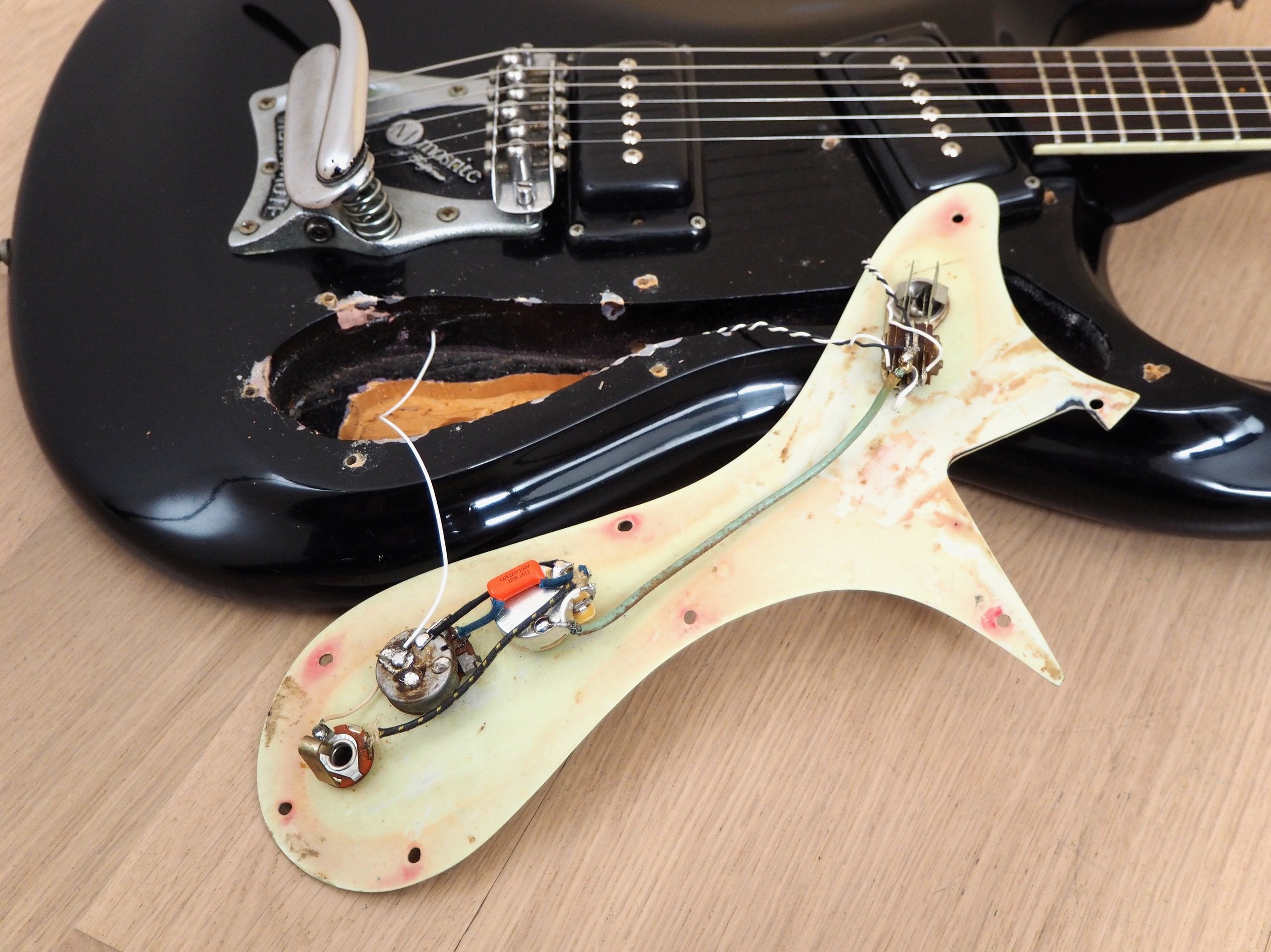 1964 Mosrite Ventures Model Vintage Electric Guitar Black, Vibramute w/ Case