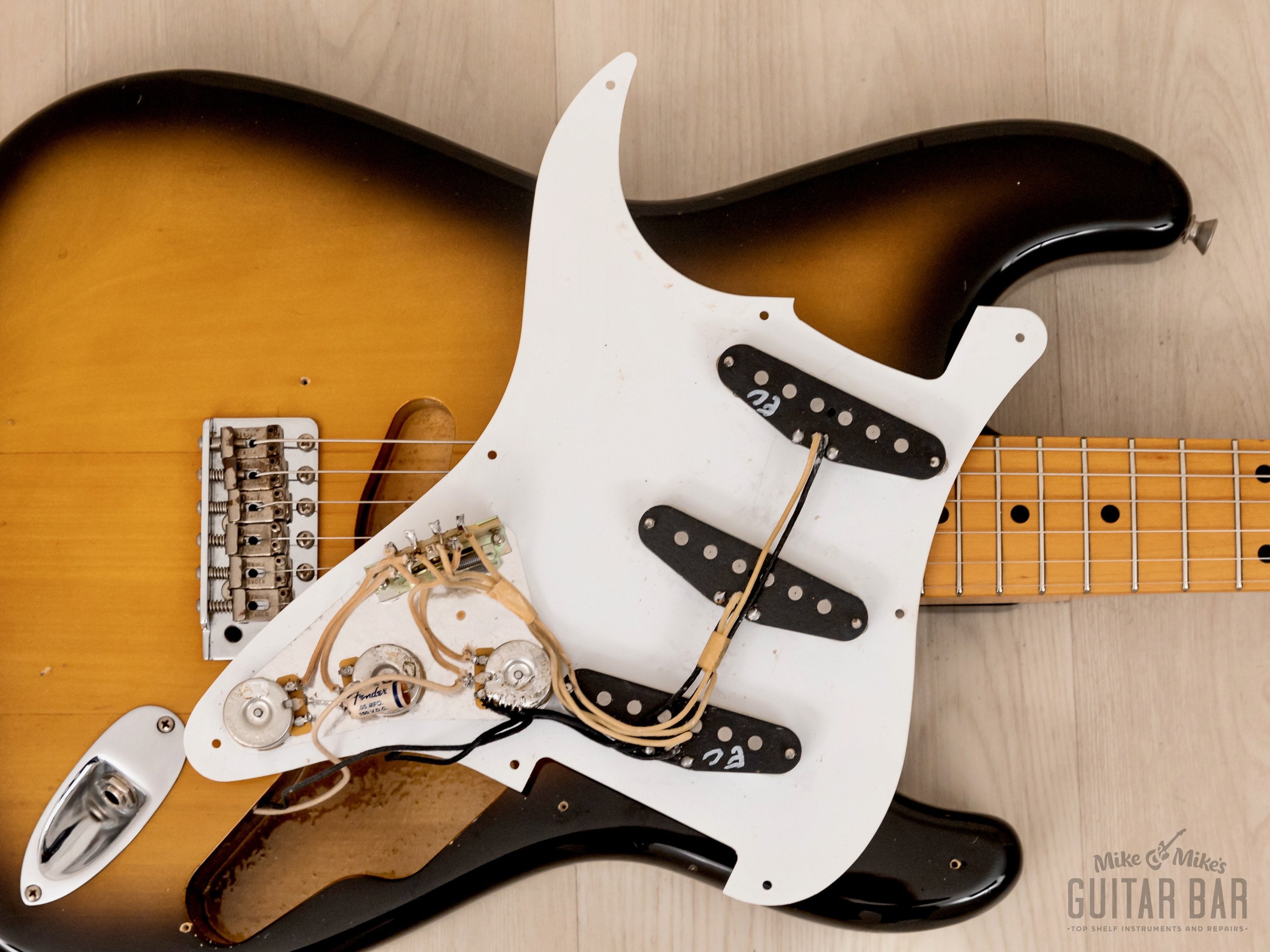 2002 Fender Stratocaster '57 Vintage Reissue ST57-58US Sunburst w/ USA Pickups, Japan CIJ