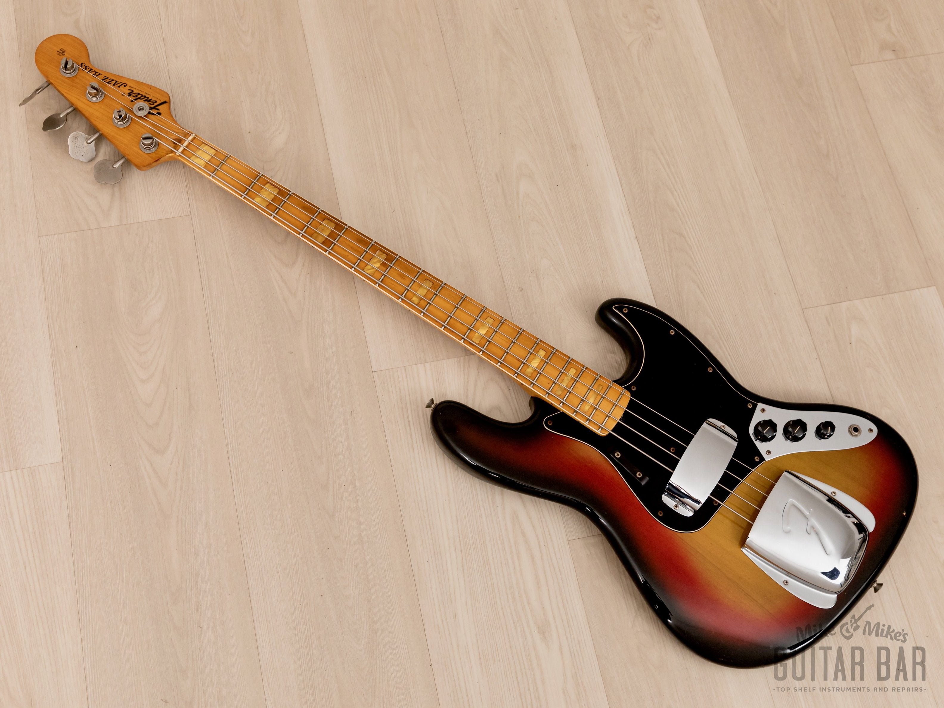 1974 Fender Jazz Bass Sunburst Vintage Bass w/ Case