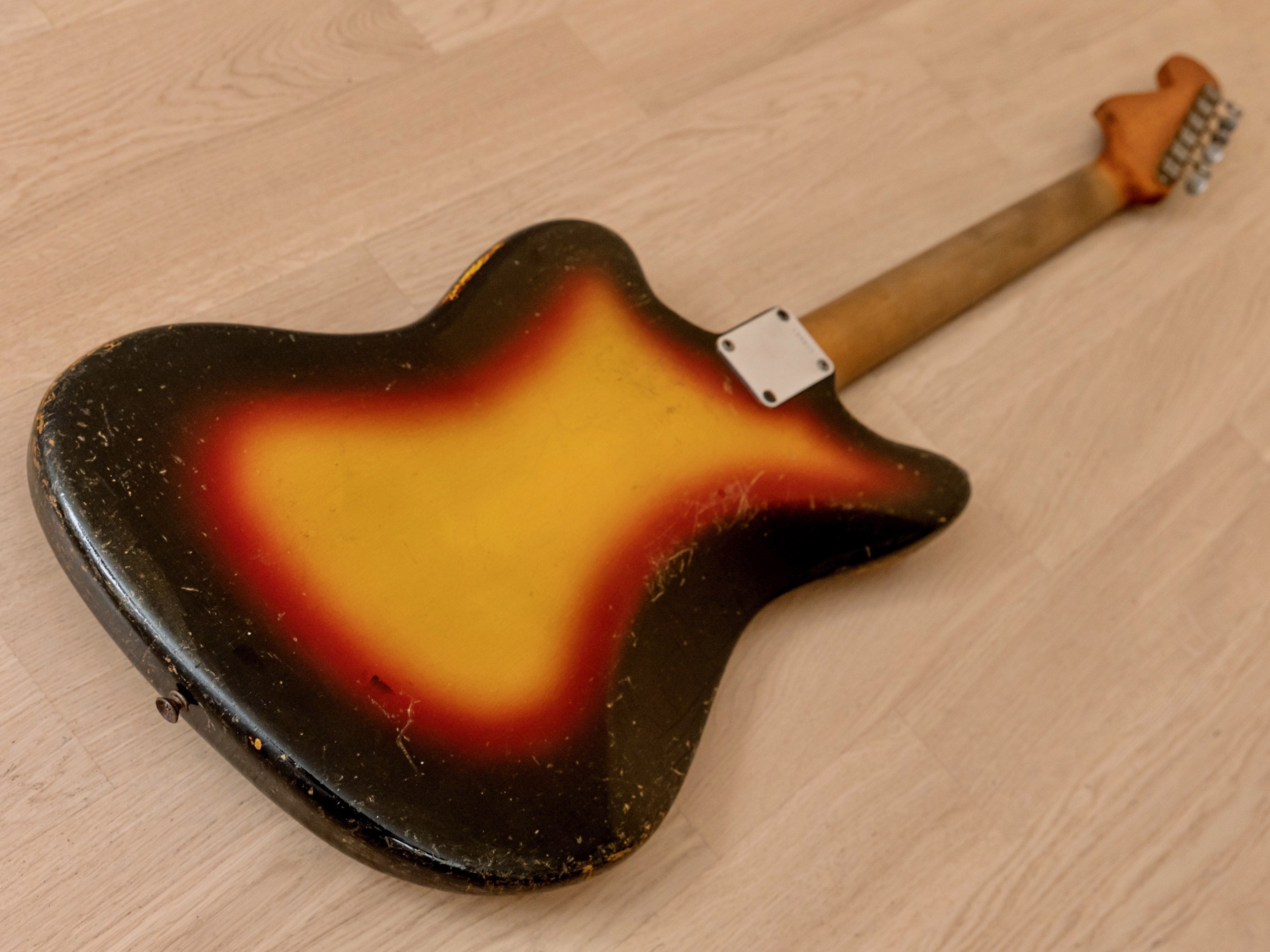 1965 Fender Jazzmaster Vintage Electric Guitar Sunburst w/ Case