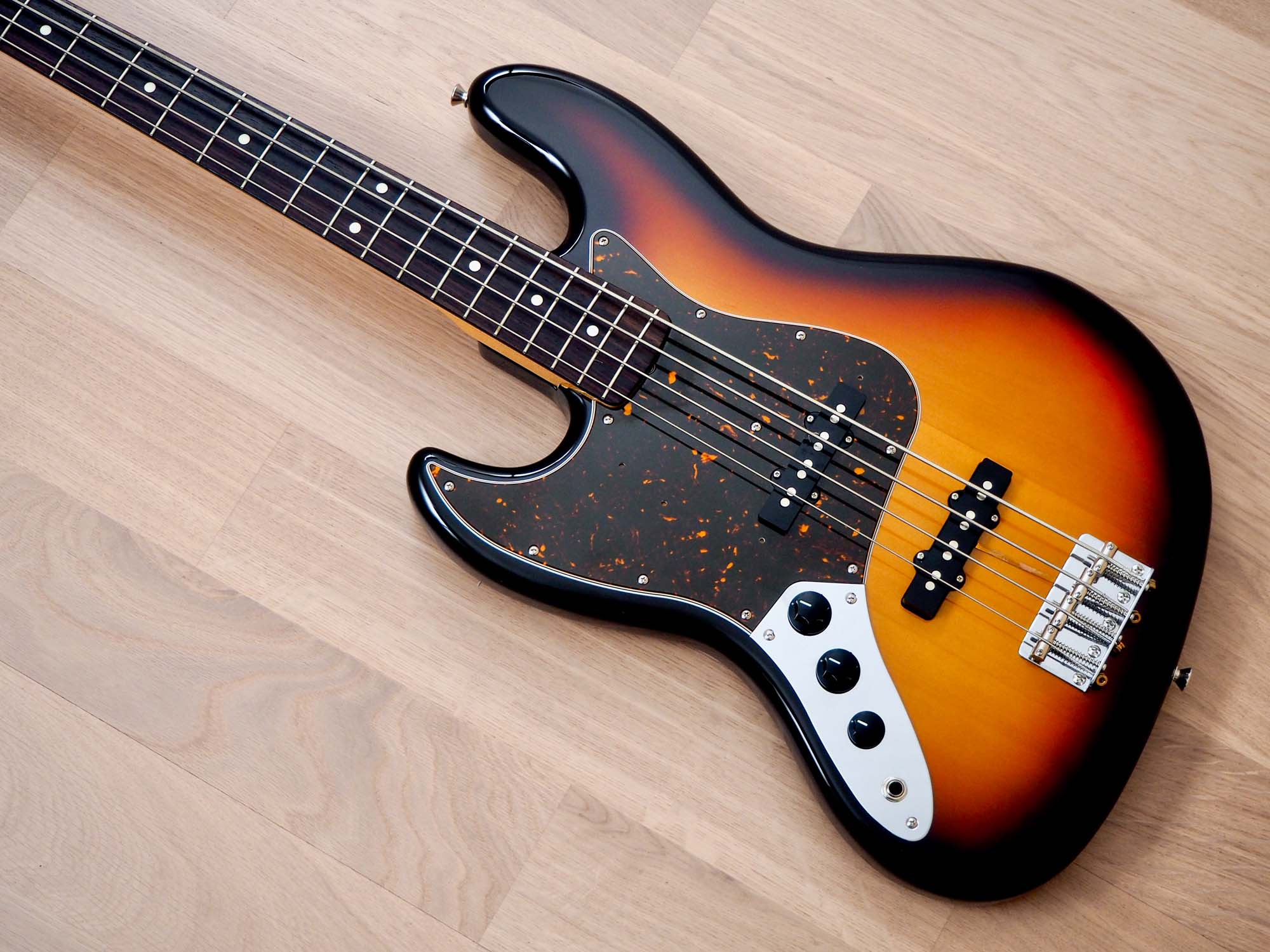 2010 Fender Jazz Bass '62 Vintage Reissue Sunburst Left Handed 